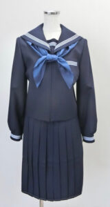 高岡市立芳野中学校の制服